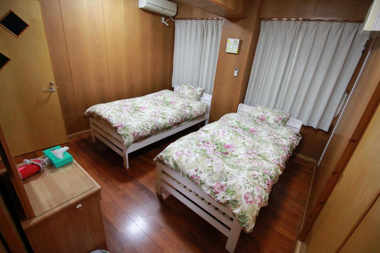 Utopia Mihama Chatan Exterior photo